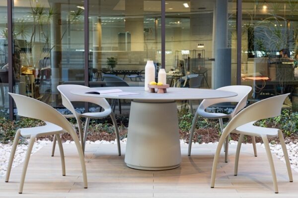 round office table 4 to 6