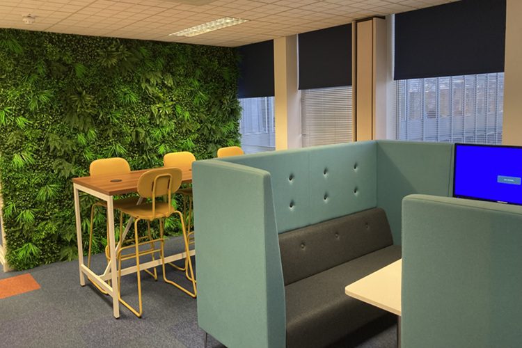 Breakout zones with new office furniture
